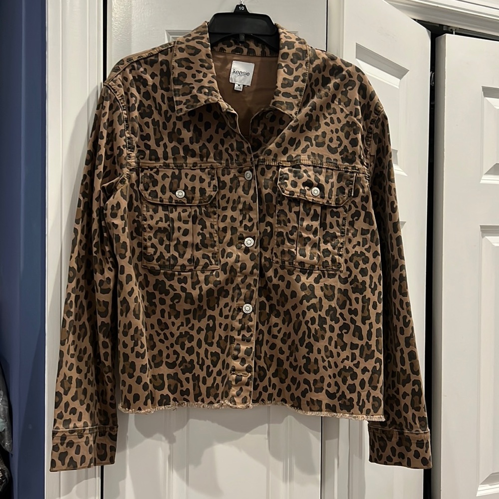 Woman causal spring light jacket